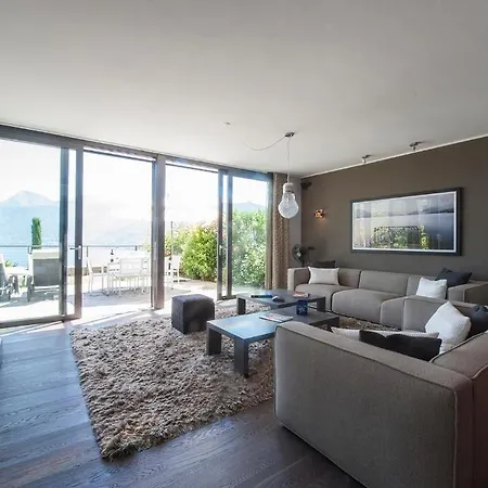 Sleeps 8 Pool Menaggio