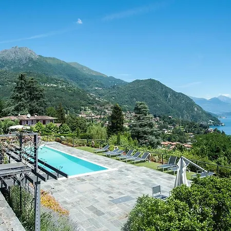 Sleeps 8 Pool